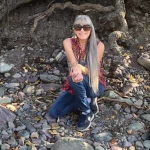 Meet your Posher, Annette